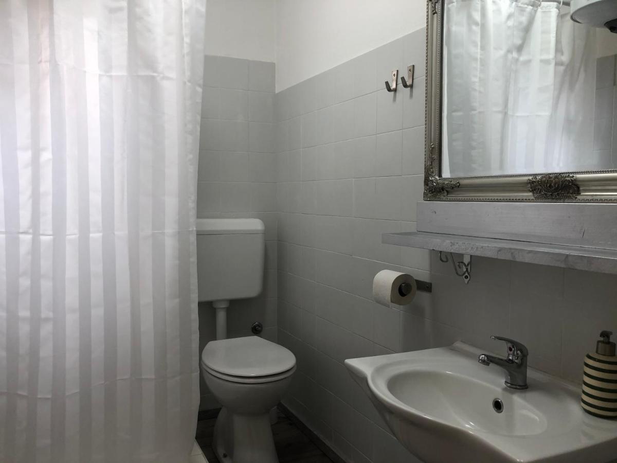 Rooms Ena Rovinj Exterior foto